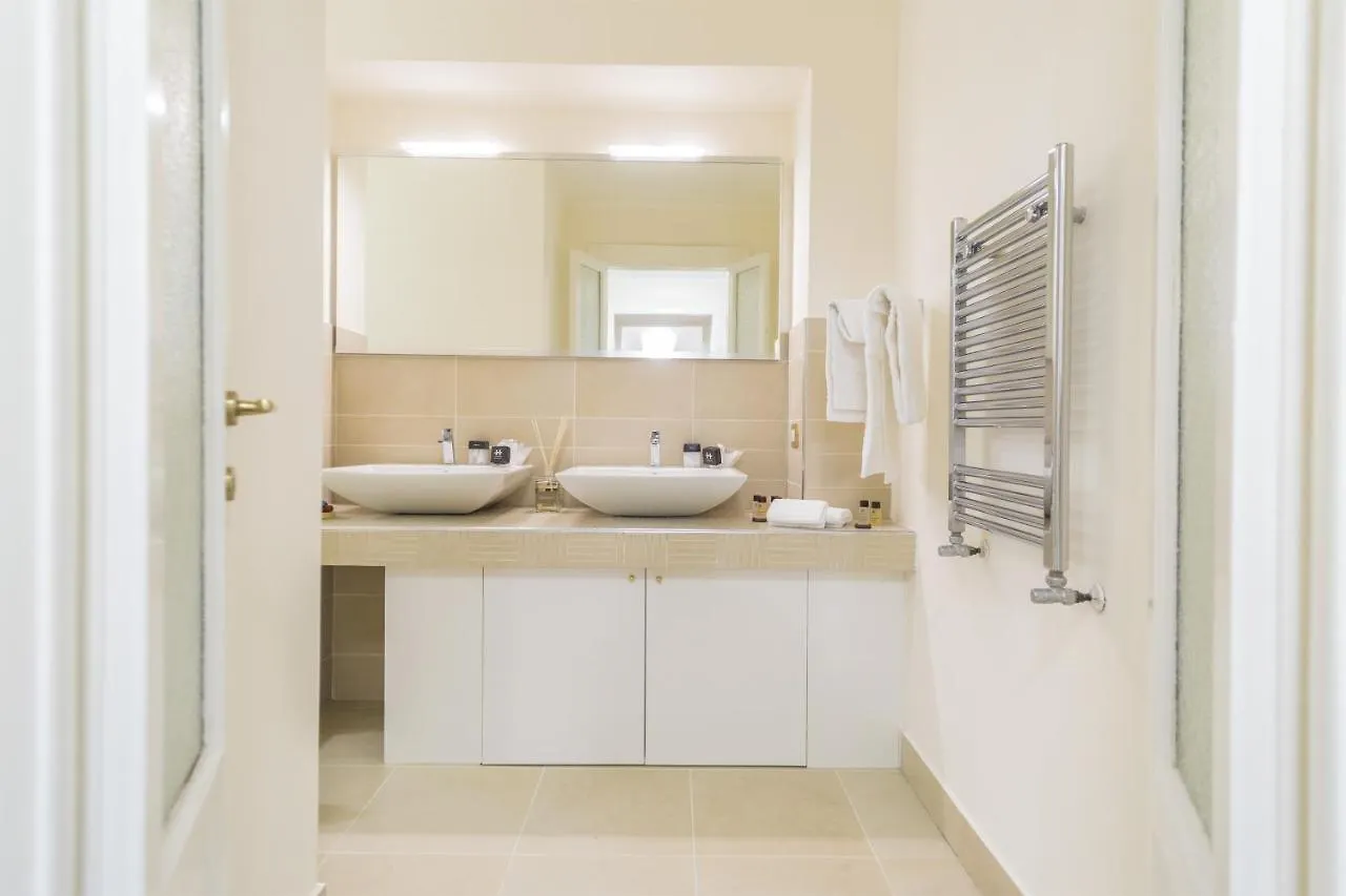 Apartment Hemeras Boutique Homes - Super Central Luxury Home Milan